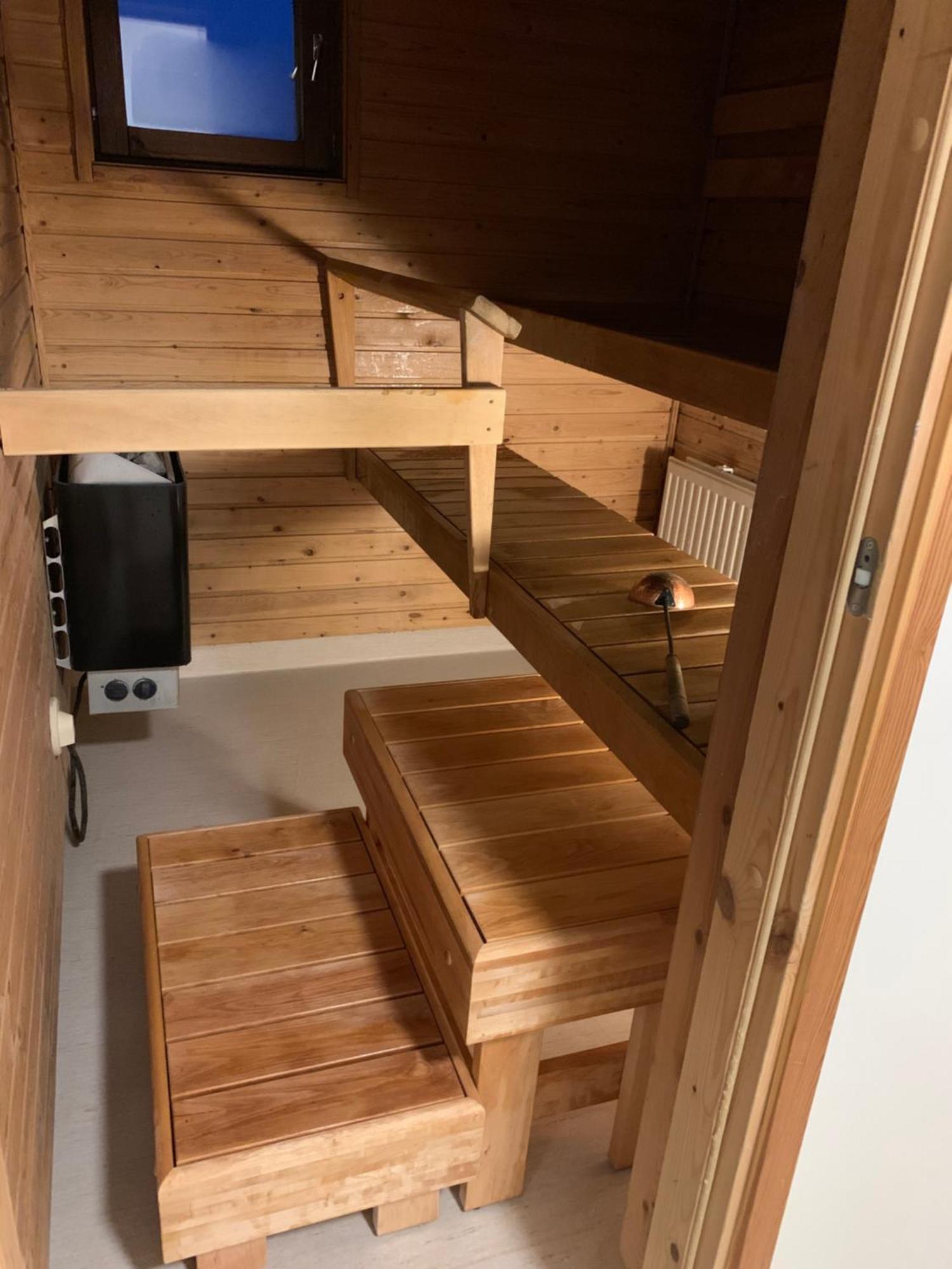 Susihukka & Punahilkka Apartments With Sauna 로바니에미 외부 사진