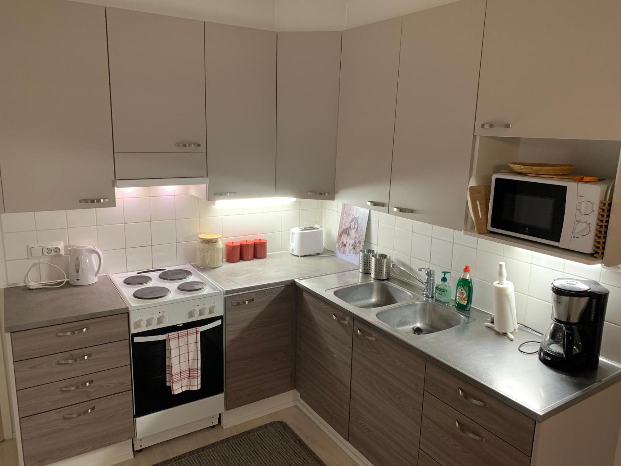 Susihukka & Punahilkka Apartments With Sauna 로바니에미 외부 사진